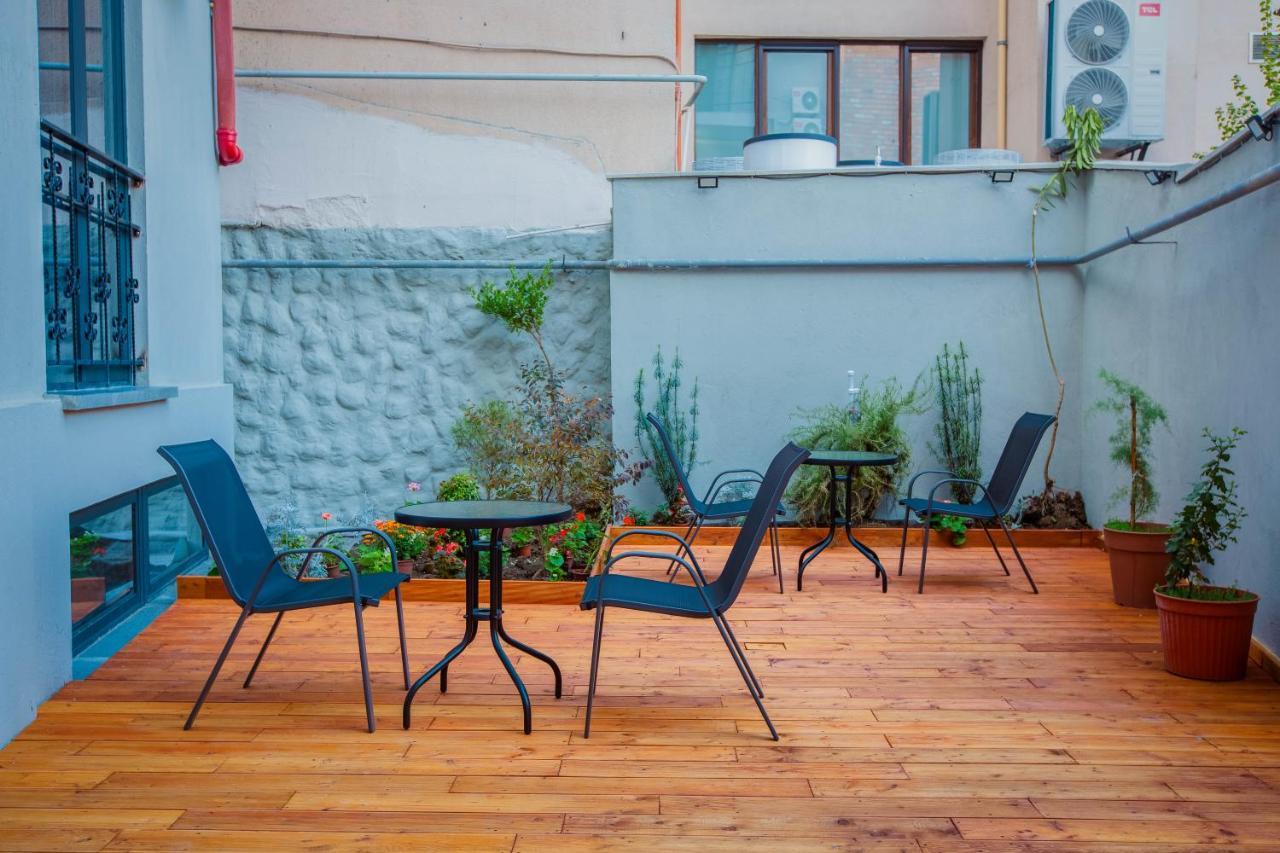 Central Gate Hotel In Heart Of Tbilisi Exterior foto
